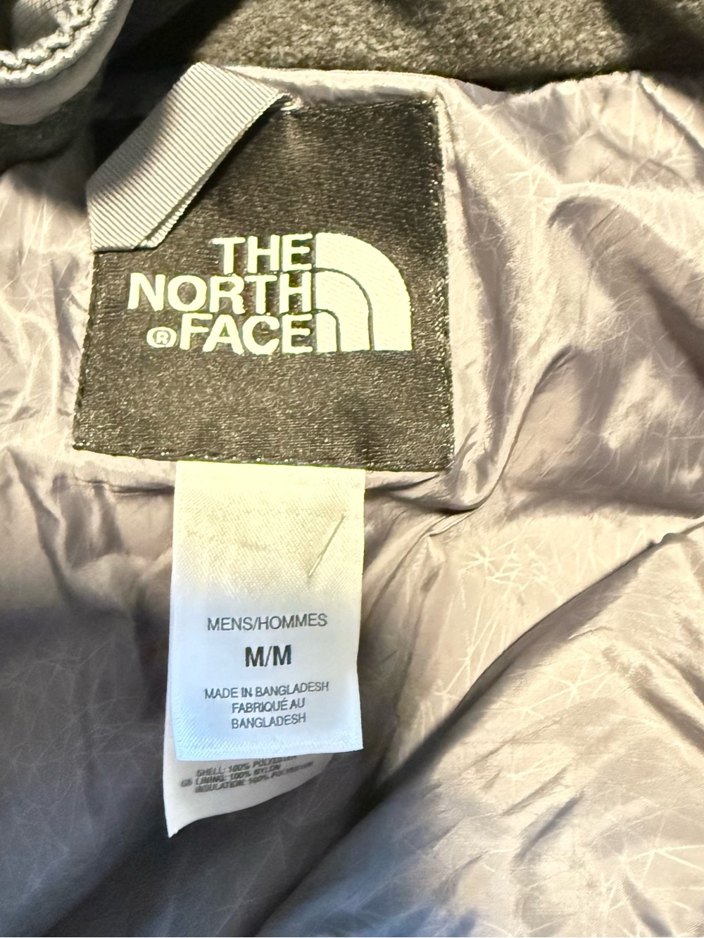This is a The North Face Hyvent 3-in-1 insulated snow jacket in a white, orange - Picture 13 of 16